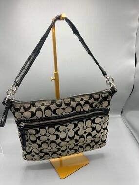 Coach Black & Beige Signature Canvas Shoulder Bag M1394-30901M